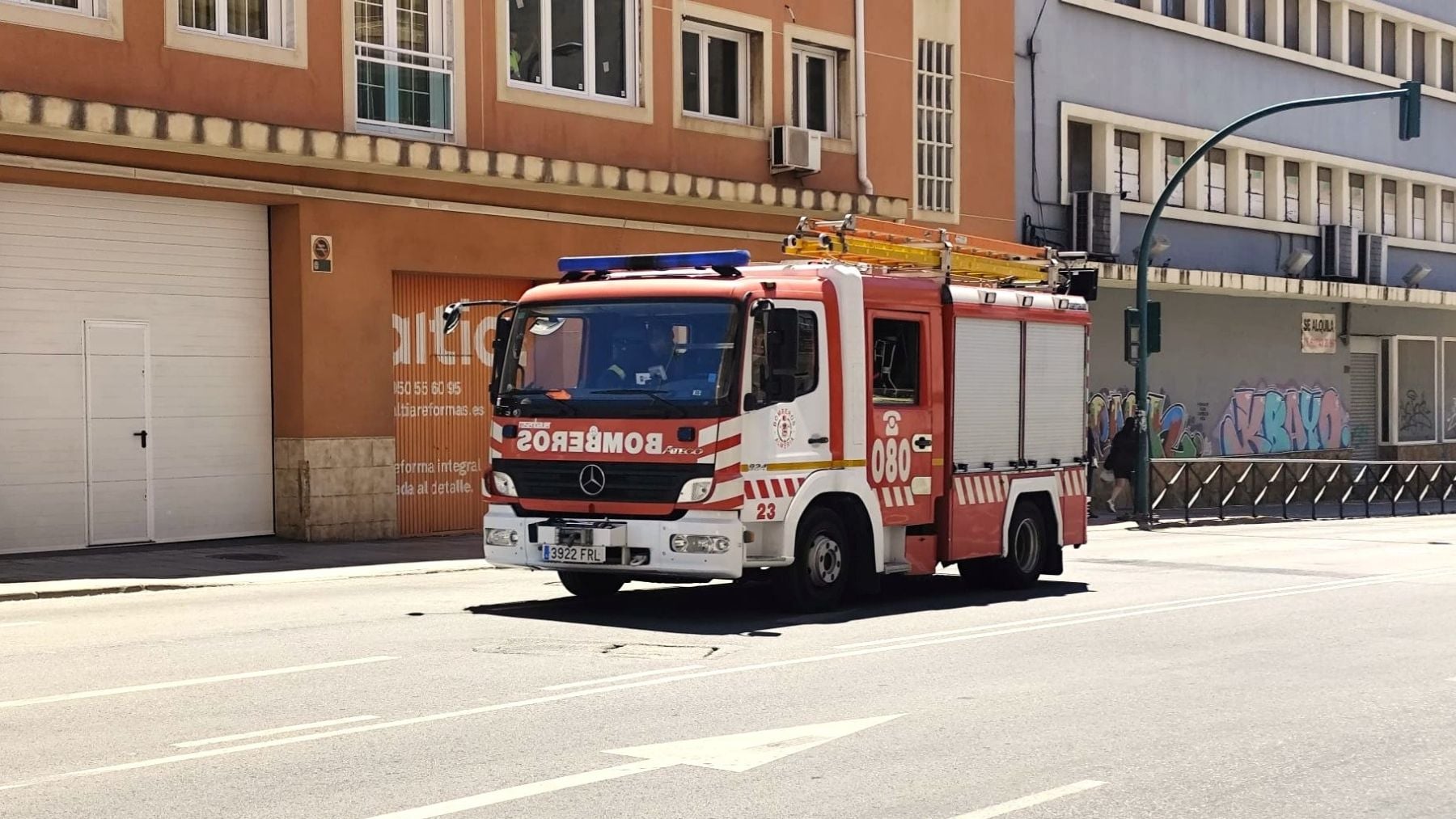 Un muerto y varios heridos por una explosión en un bar próximo a la Plaza de Toros en Almería