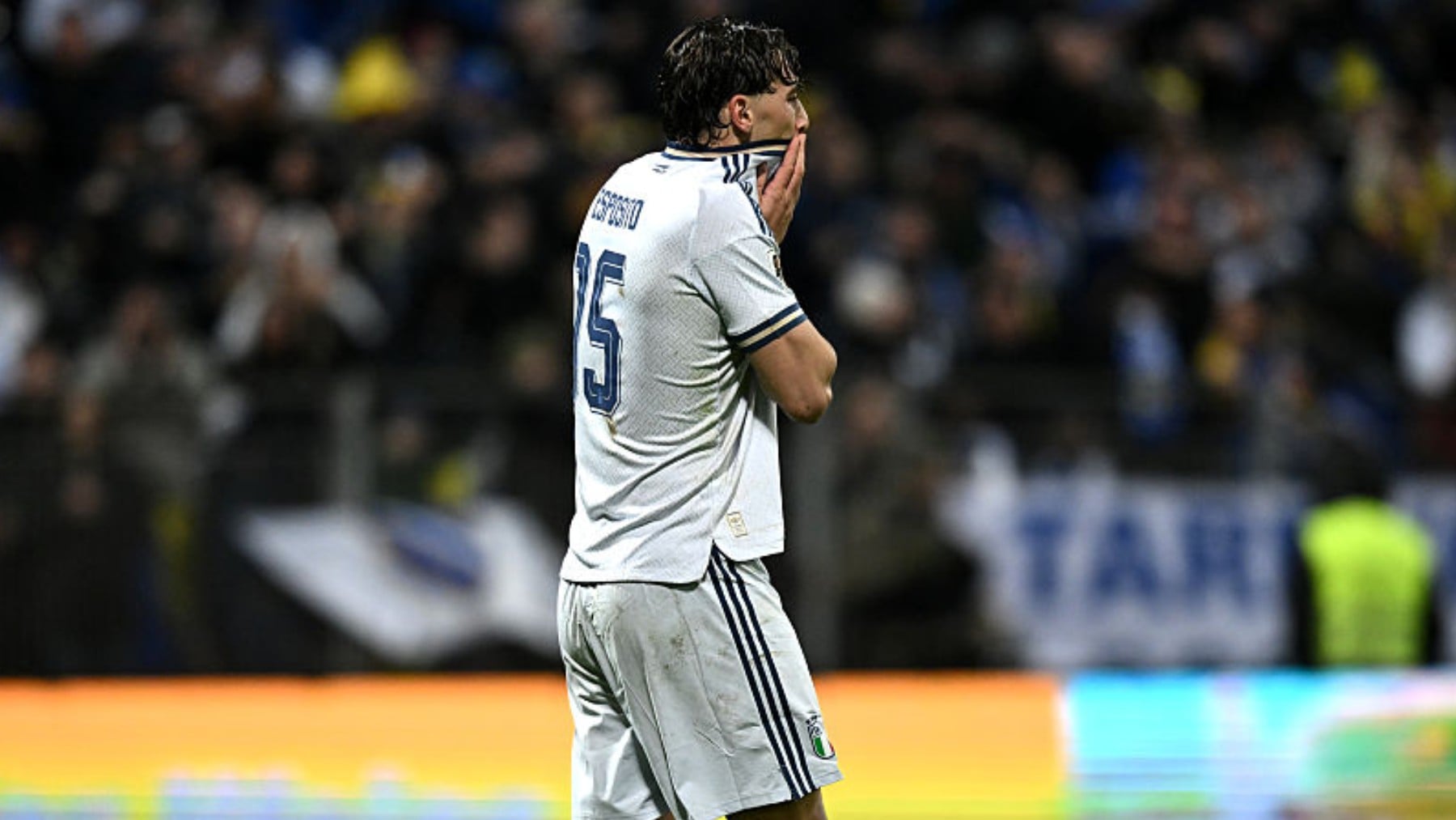 Italia llora la eliminación: Una catástrofe mundial