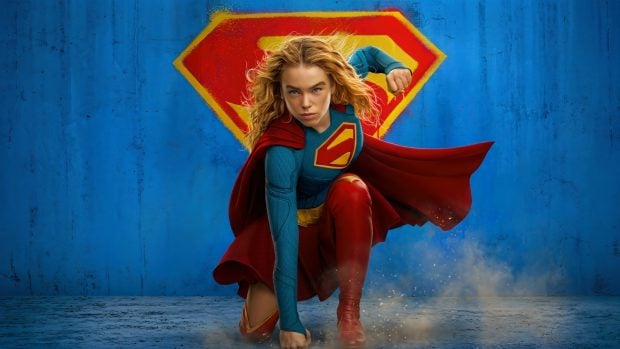 superhero&iacute;na DC Milly Alcock