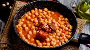 Líquido de los garbanzos de bote