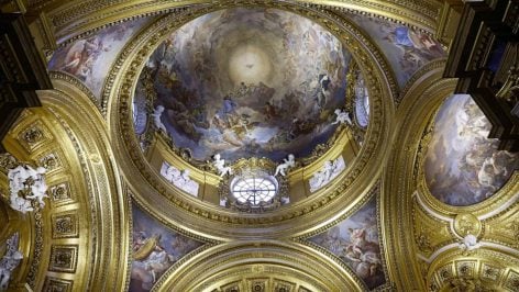 Iluminación de la capilla Real.