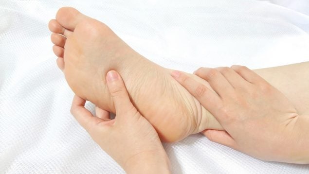 Remedio para los pies de los nazarenos en Semana Santa