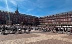 La Semana Santa madrileña finaliza al ritmo de la tamborrada en la Plaza Mayor