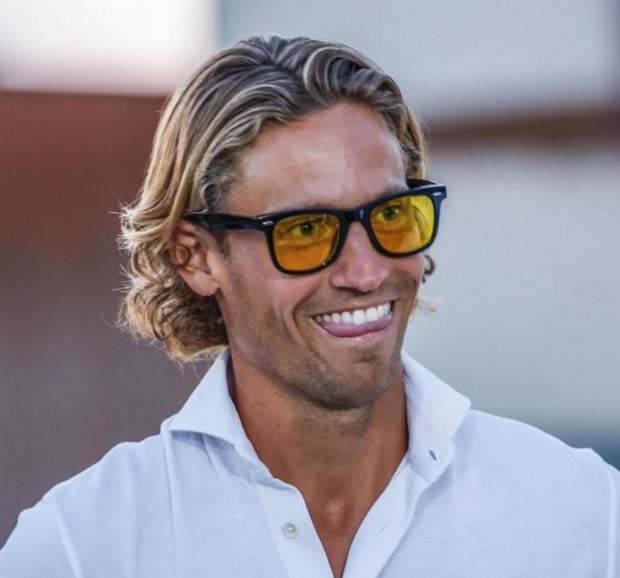 Marcos Llorente con sus gafas amarillas, dieta