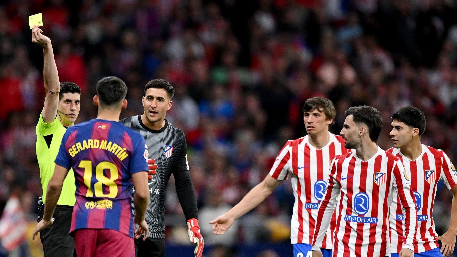 El Atlético sigue presionando a los árbitros por la roja perdonada a Gerard Martín: Abril empieza como terminó marzo