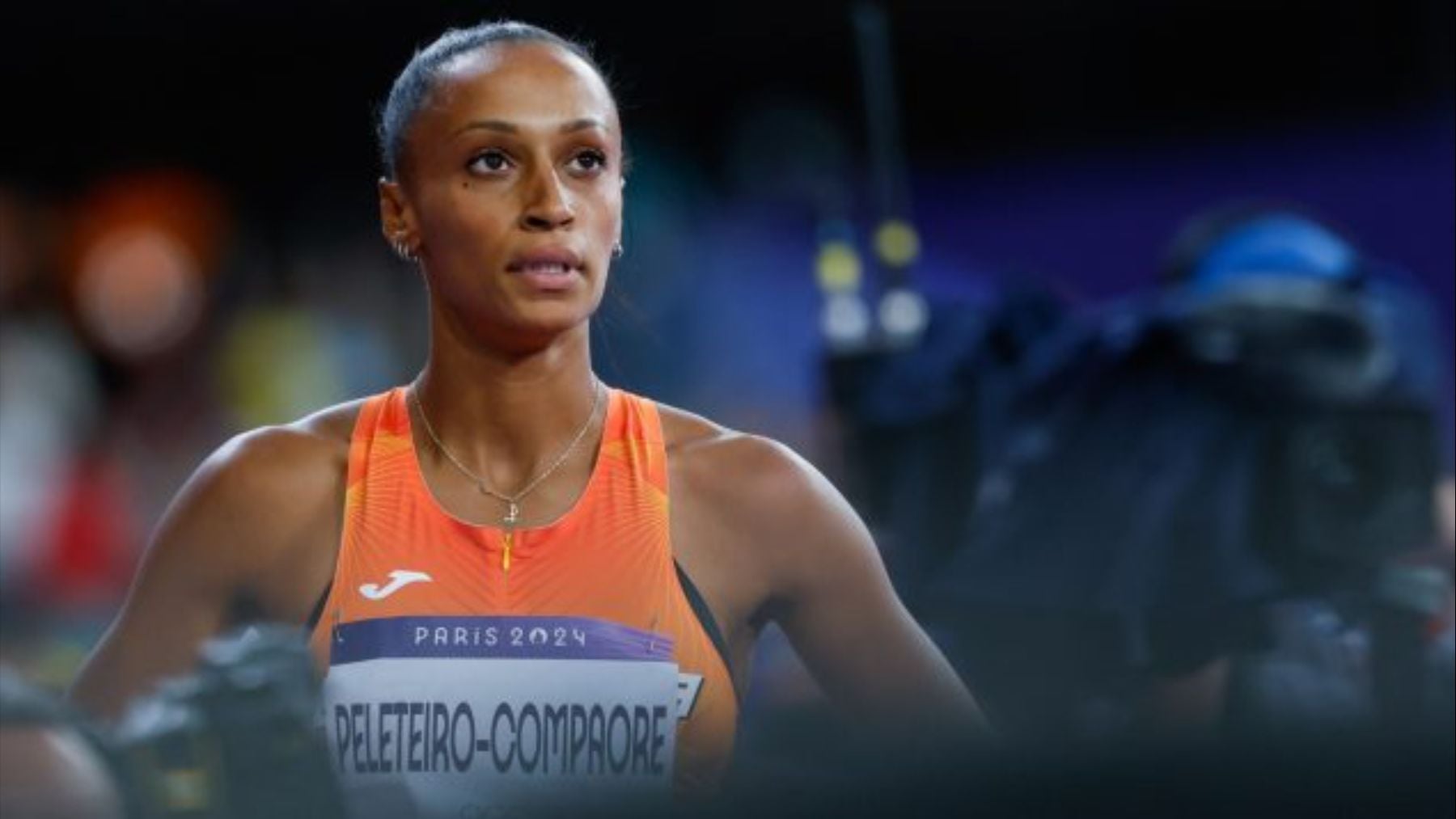 La casa de Ana Peleteiro en un pequeño pueblo de La Coruña: 3.000m², frente al mar y un patio inglés