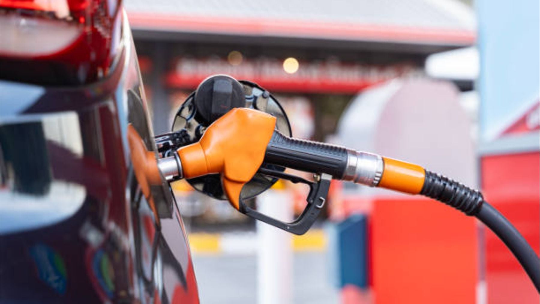 Precio de la gasolina hoy 9 de abril: localiza las gasolineras más baratas de Sevilla, Cádiz y otras ciudades de Andalucía