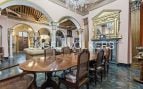 La casa-palacio que esconde el centro de Sevilla: casi 700 m2, piscina y 4,5 millones de euros