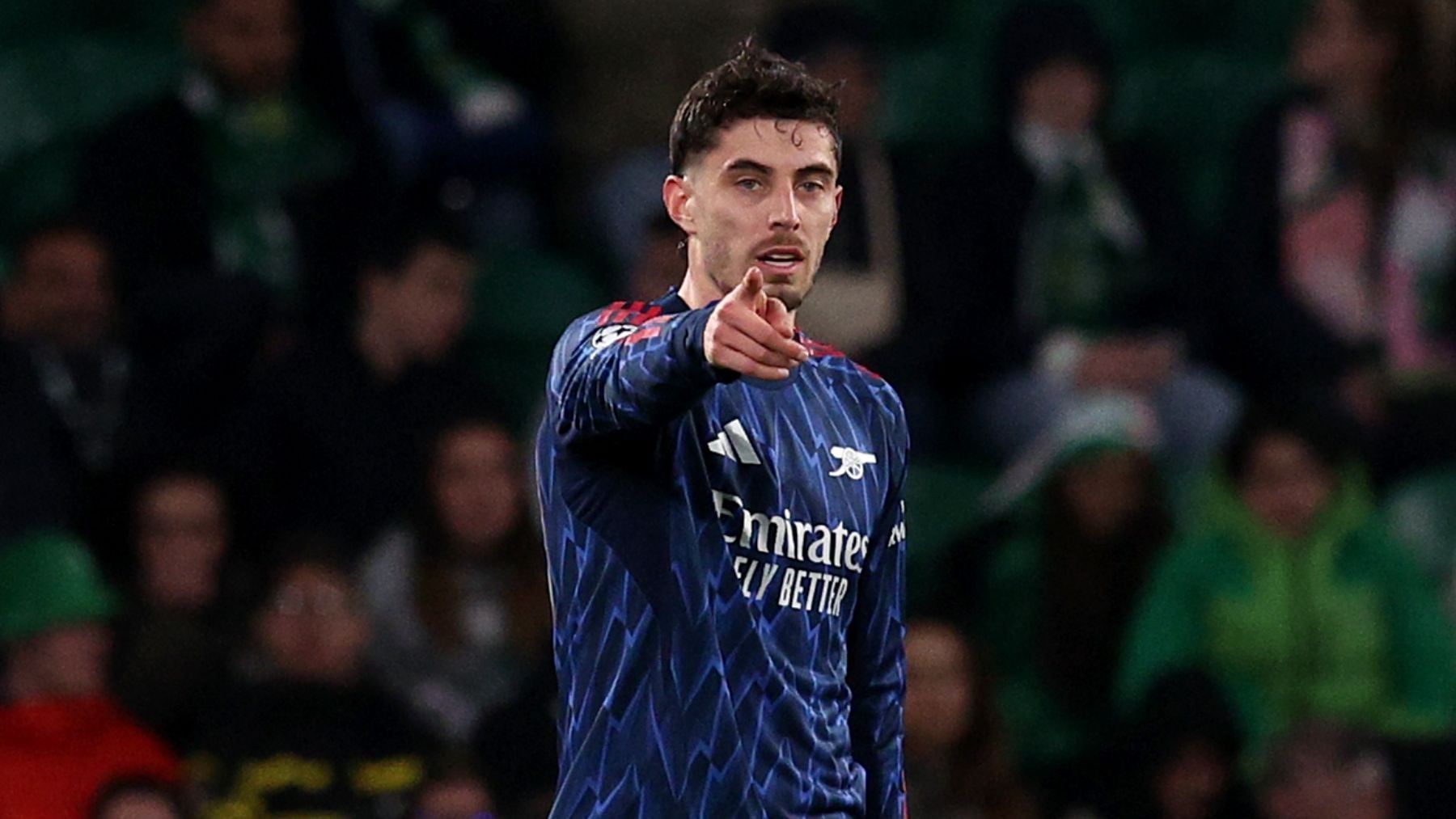 Havertz dispara en el descuento