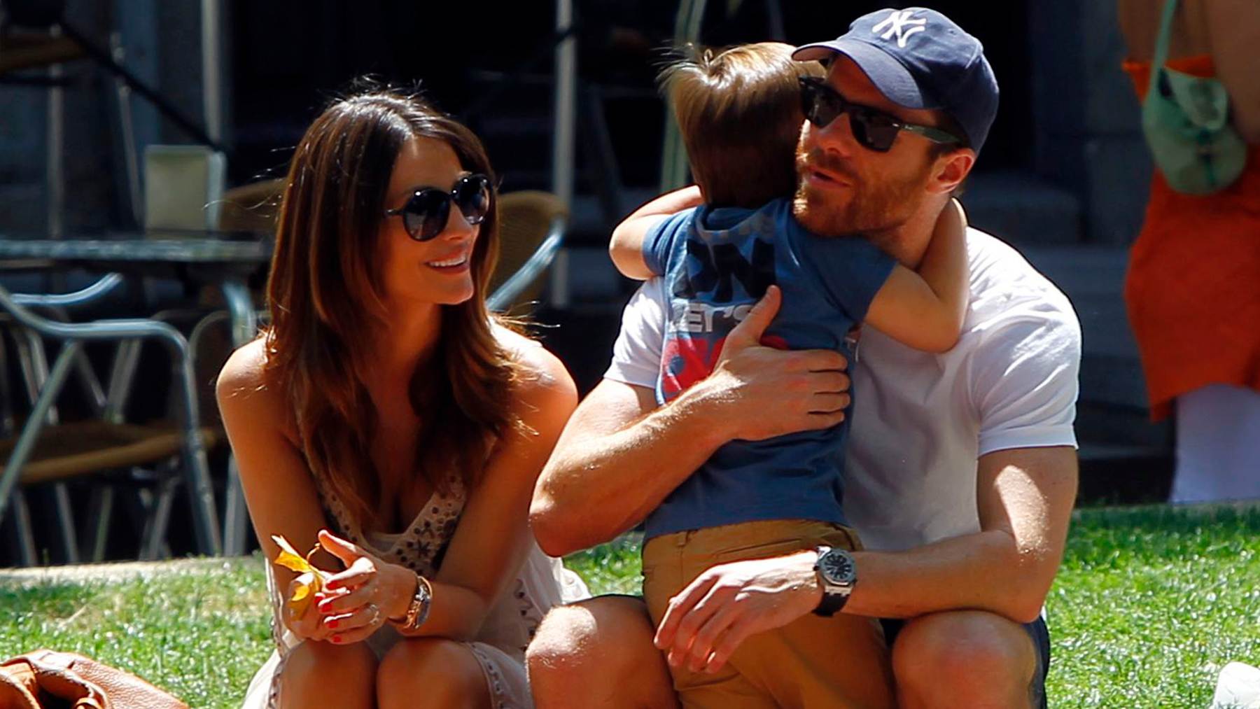 El hijo de Xabi Alonso ya tiene 18 años y es el vivo retrato de su padre