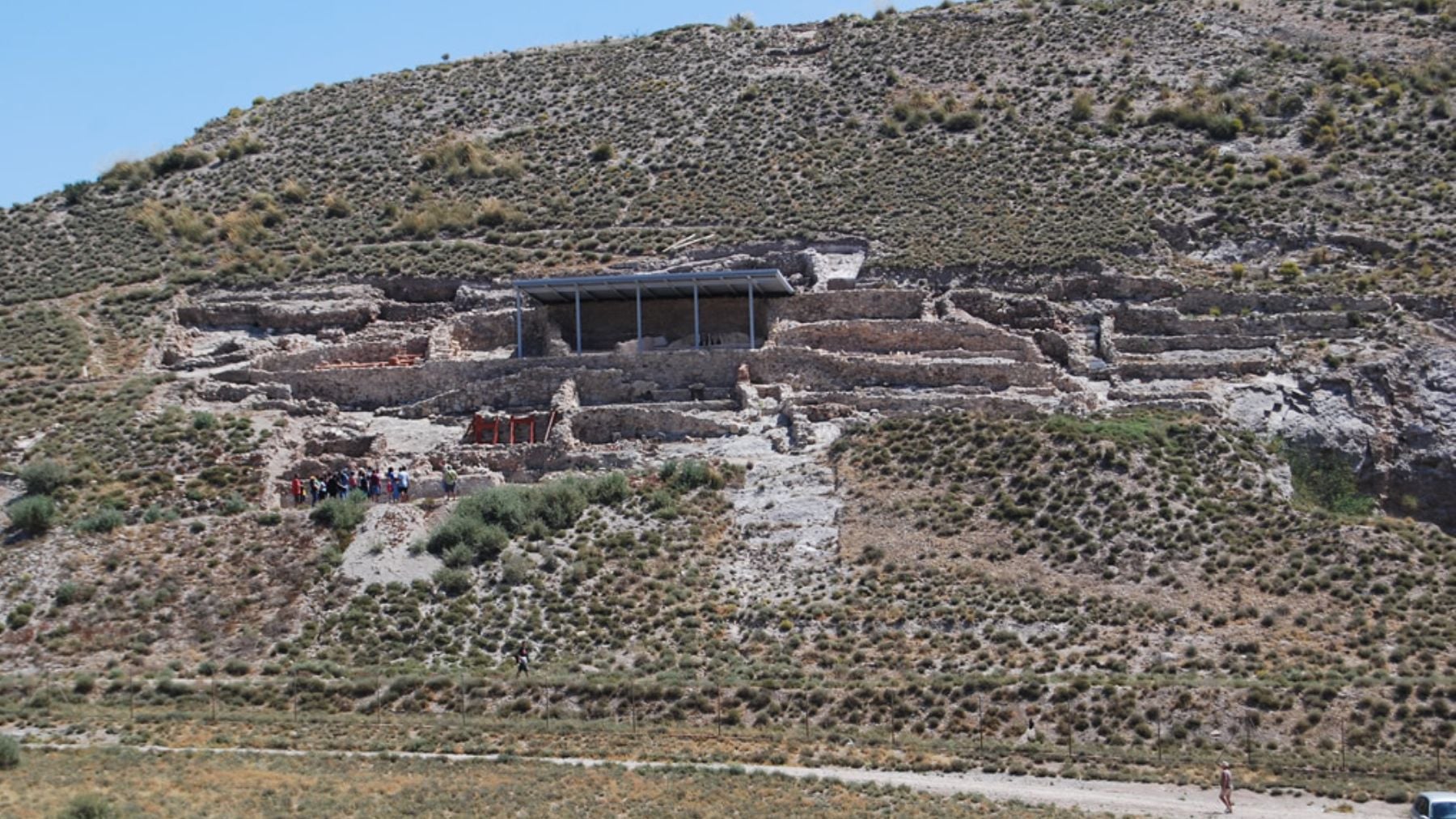 Un equipo de arqueólogos españoles descubren un telar de hace 3.500 años en Alicante, preservado tras un incendio