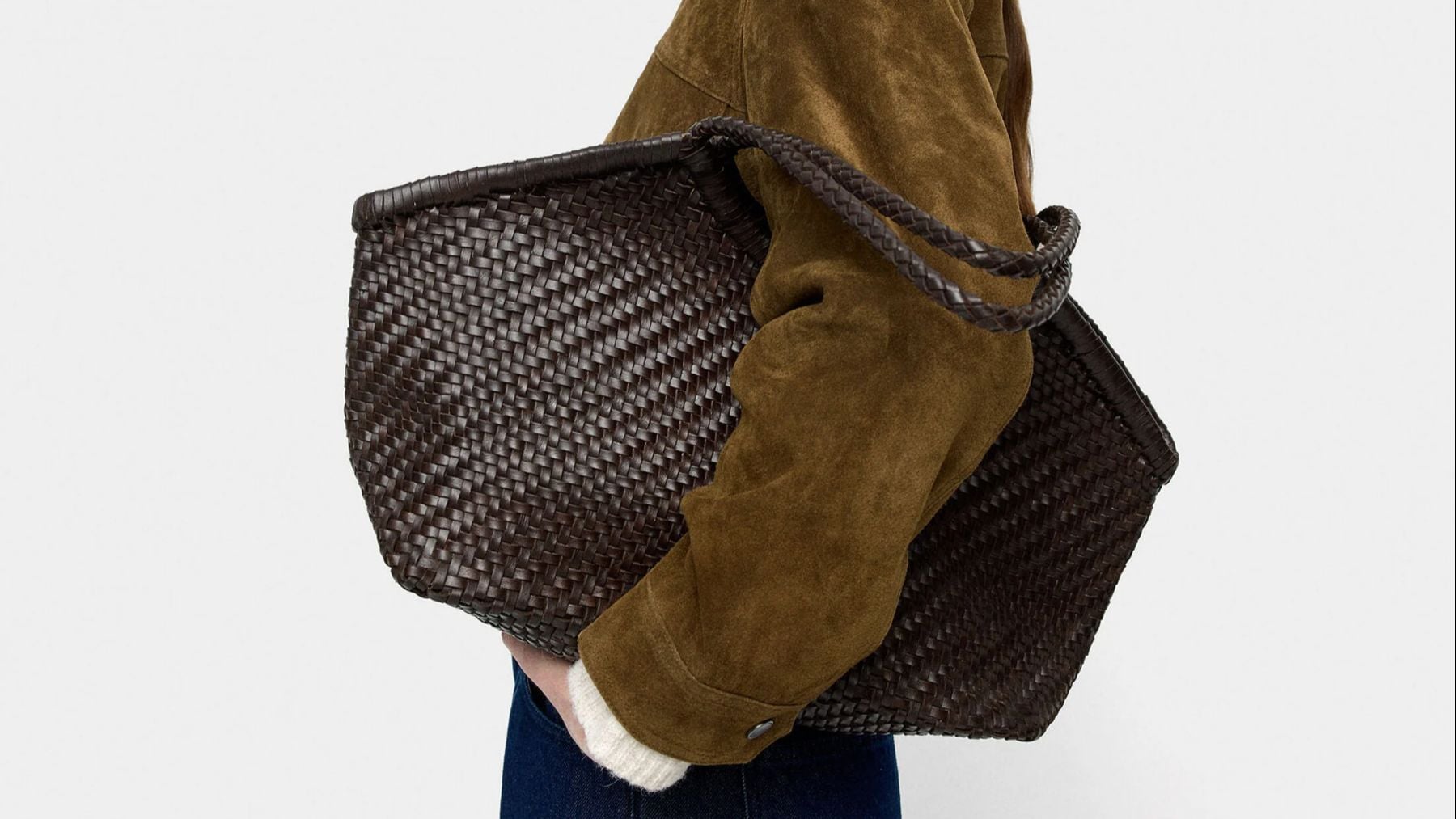 Bolso shopper de piel trenzada de Parfois.