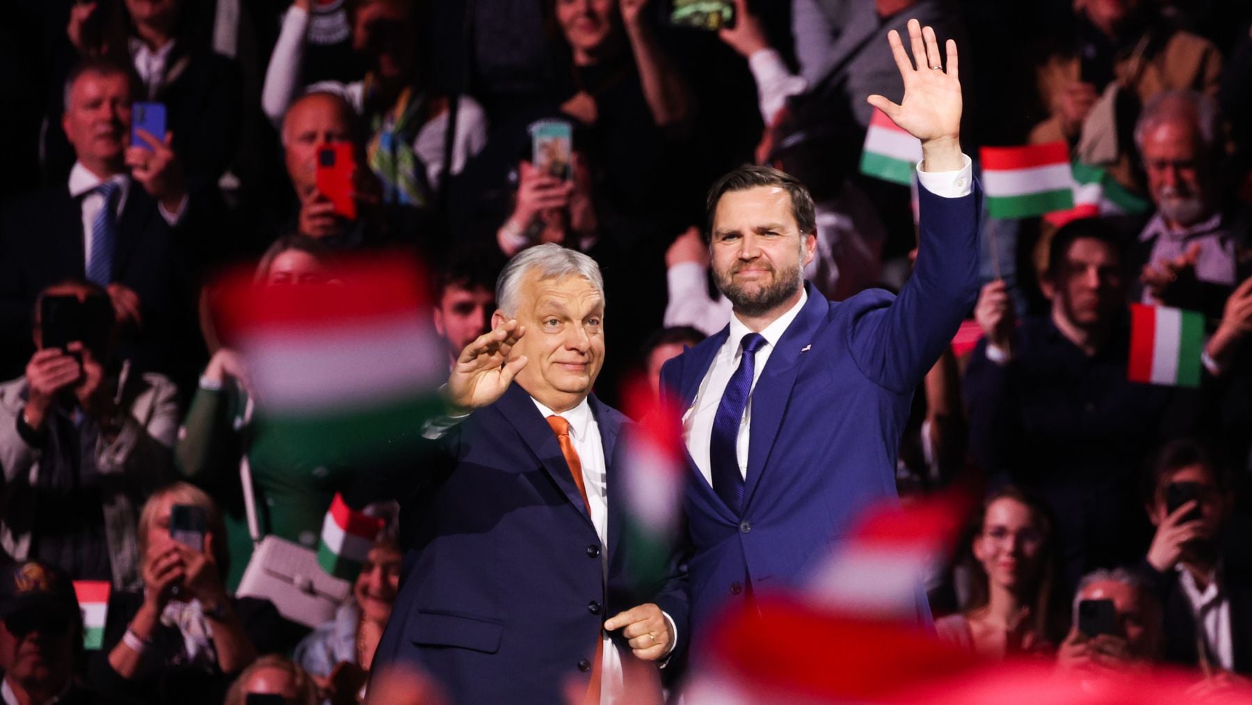 Orbán confía en ganar pero teme el golpe de Bruselas: Nos acusarán de fraude si vencemos