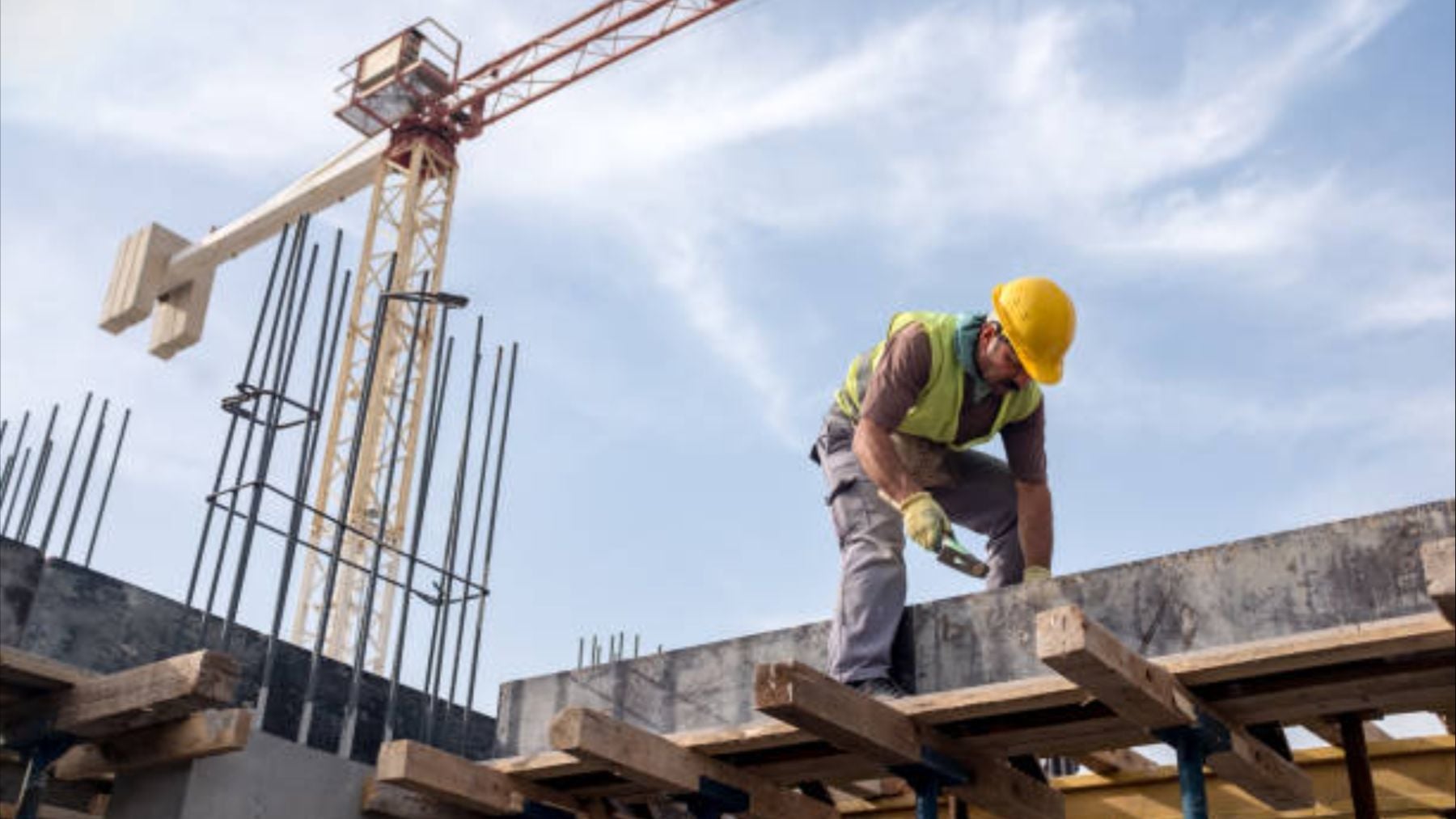 EEUU busca albañiles y paga sueldos de 75.000 euros aunque a los electricistas les ofrece 250.000 euros