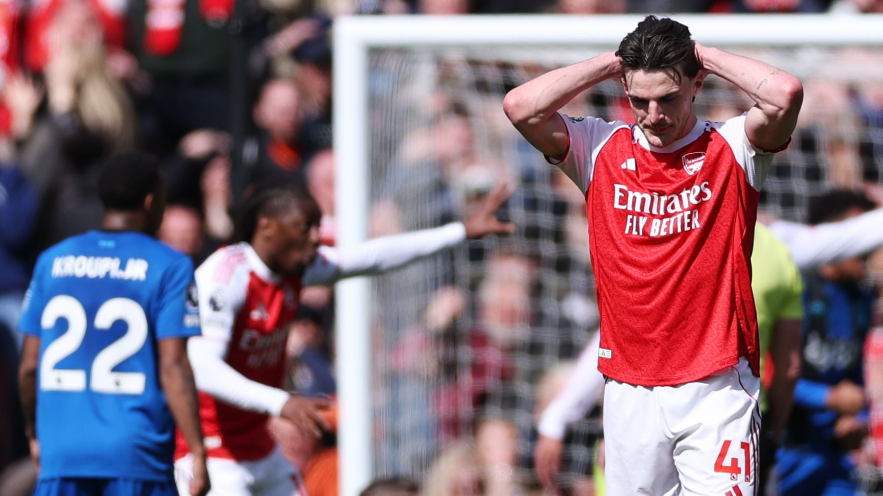 El Arsenal entra en crisis: pierde en casa y mete al City en la lucha por la Premier