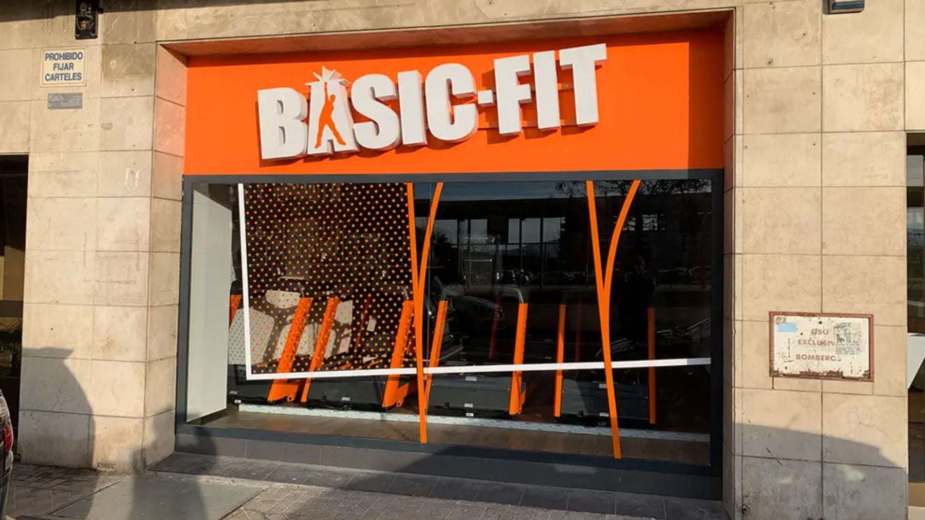 Ciberataque a Basic-Fit: piden a sus clientes revisar sus cuentas bancarias ante posibles cobros