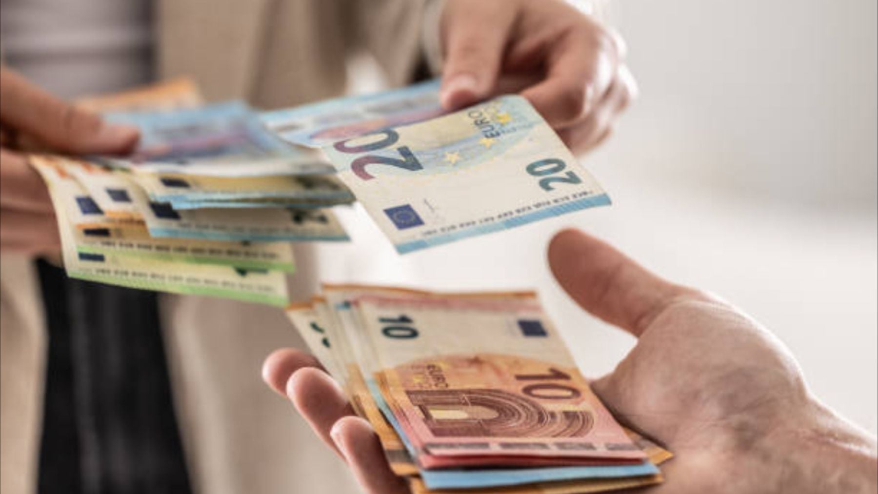 Confirmado por Hacienda: el máximo de dinero que puedes pasarle a un familiar sin que se considere donación