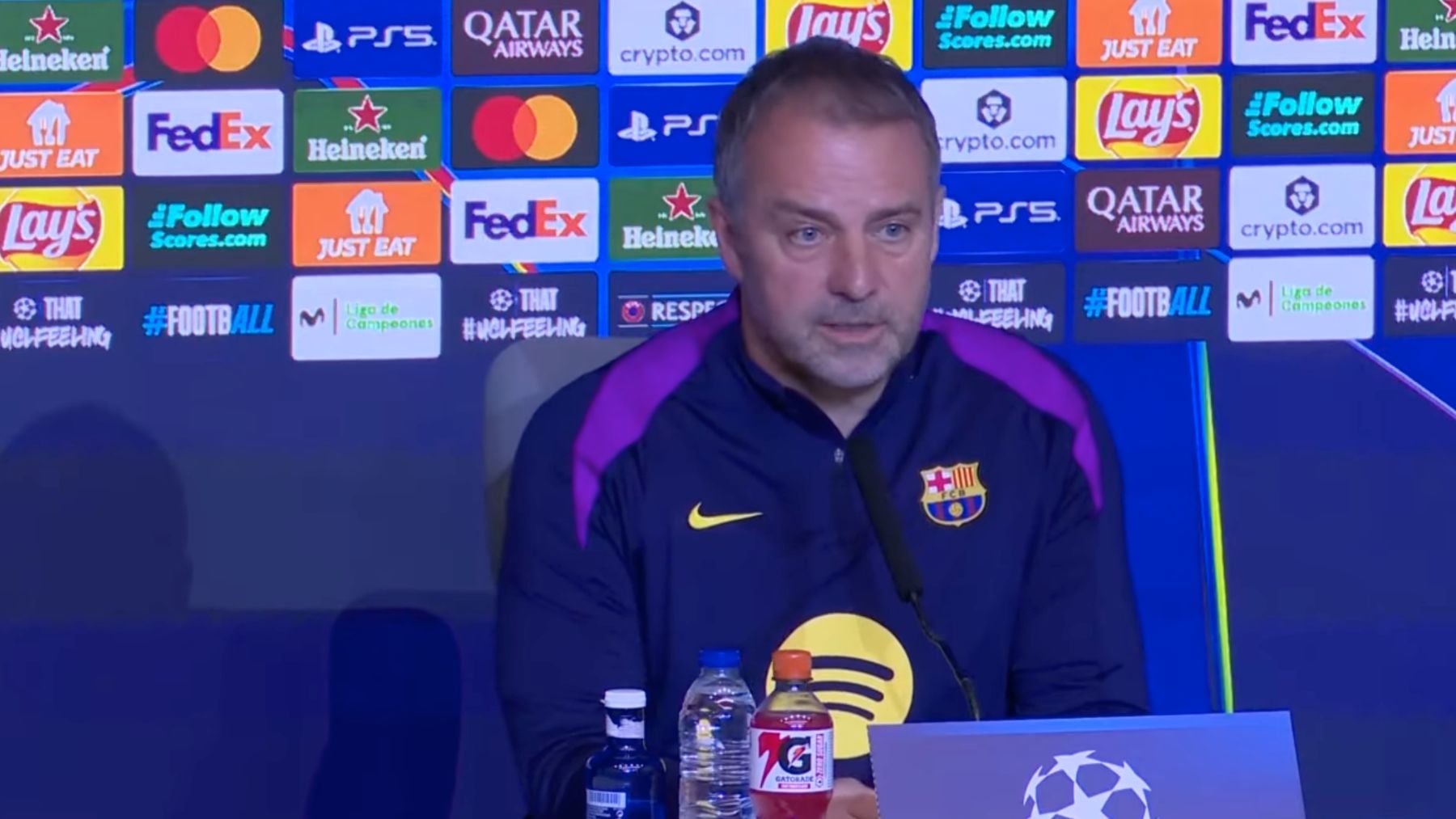 Flick ironiza con los árbitros y la queja del Barcelona: ¿Enfadado? Estoy calmado, es lo que hay