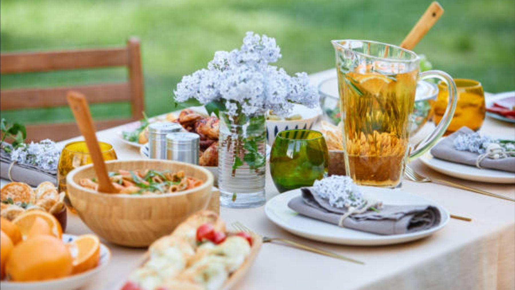 Va a haber colas kilométricas en Action por la vajilla de flores disponible en 3 colores ideal para la primavera