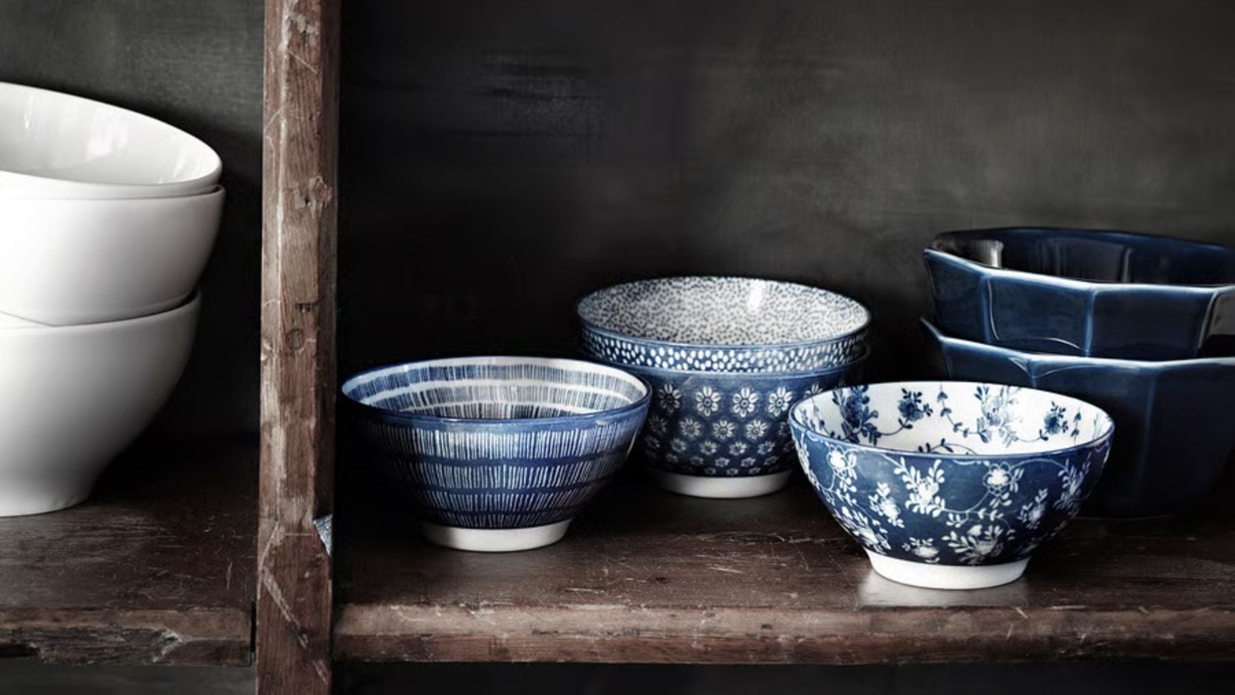 Parece de Sargadelos pero es de IKEA: la nueva vajilla que todos quieren comprar antes de que se agote