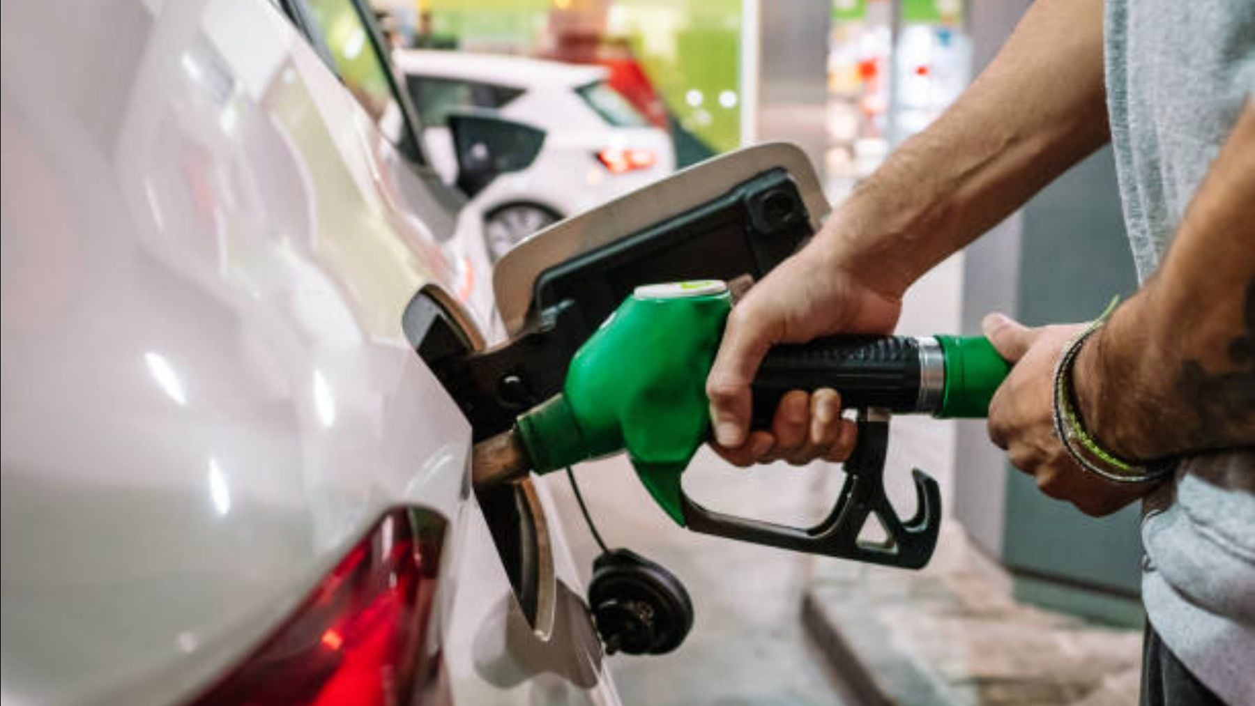 Precio de la gasolina hoy 18 de abril: localiza las gasolineras más baratas de Madrid