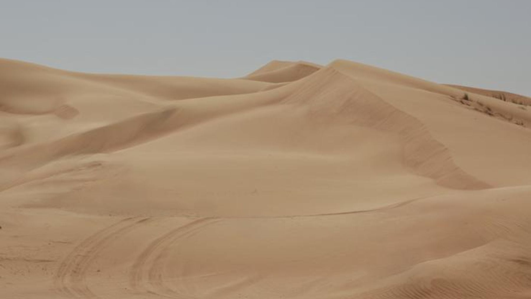Emiratos Árabes fabrica ladrillos con arena de sus desiertos. (Foto: Abdul Wahid Muhammad Ikram)