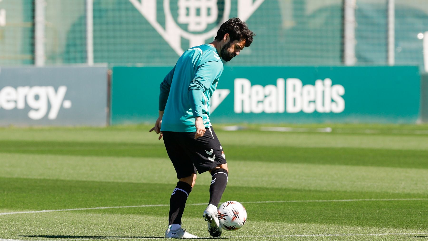 Isco regresa a una convocatoria con el Betis cinco meses después