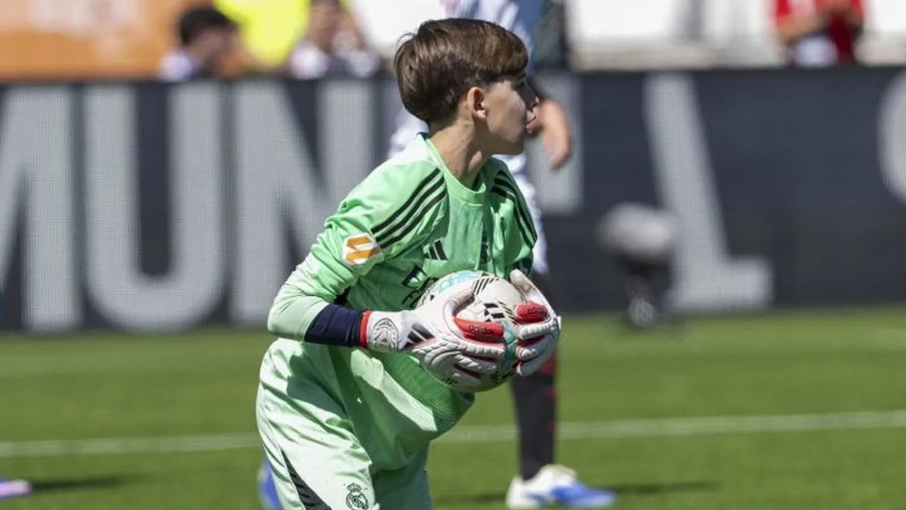 La primera entrevista de Martín, hijo de Casillas y Sara Carbonero: Quiero hacer mi propia carrera