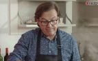 Pepe Navarro cocinando en el programa en Tu casa o en la mía (Mediaset).