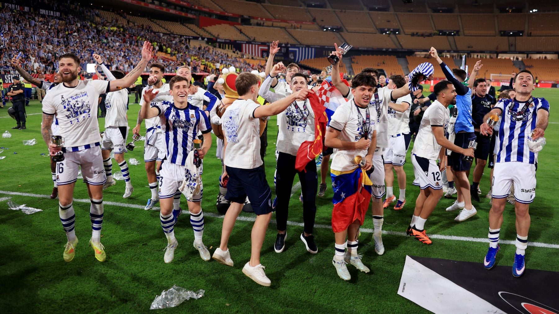 La Real Sociedad celebrando la Copa del Rey. (Getty)