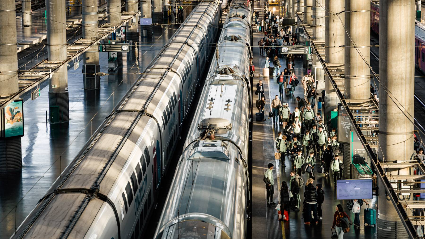 Caos en la alta velocidad Madrid–Barcelona: un arrollamiento en Alcalá de Henares paraliza los trenes
