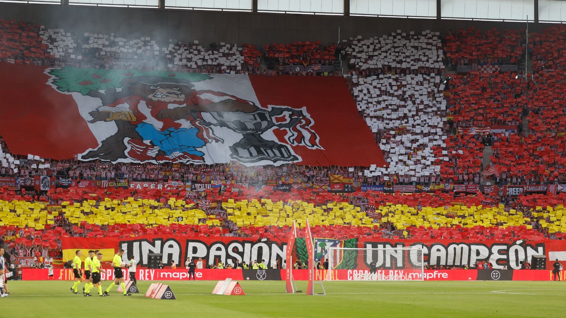 TVE tachó de libertad de expresión los pitos al himno pero dijo que el musulmán el que no bote era racismo