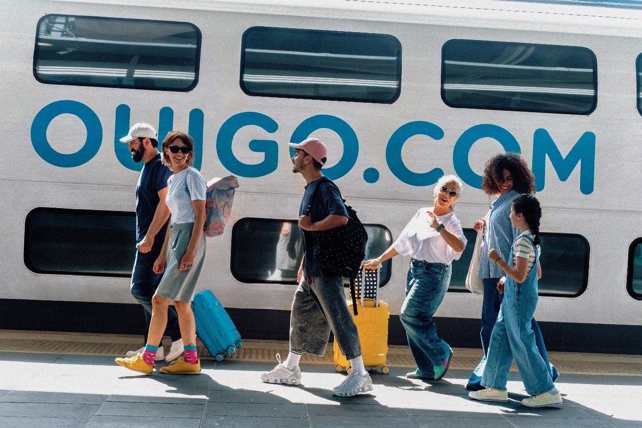 Flores, patios y momentos compartidos: el plan perfecto para celebrar el Día de la Madre en Córdoba de la mano de OUIGO