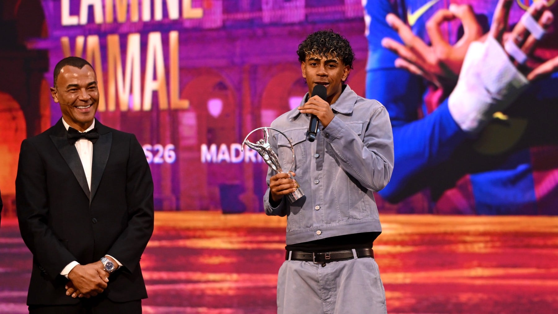 Lamine Yamal da la nota en los Laureus: el único ganador que no va en traje o smoking