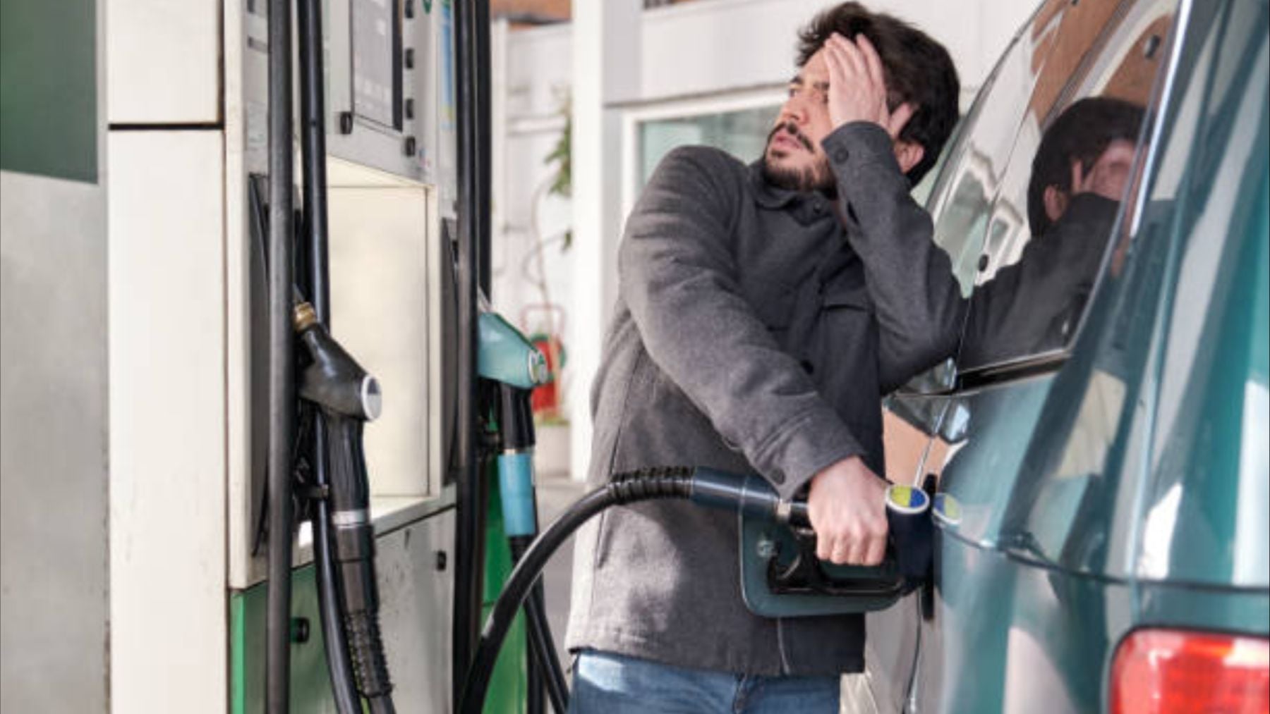 Precio de la gasolina hoy 23 de abril: localiza las gasolineras más baratas de Madrid