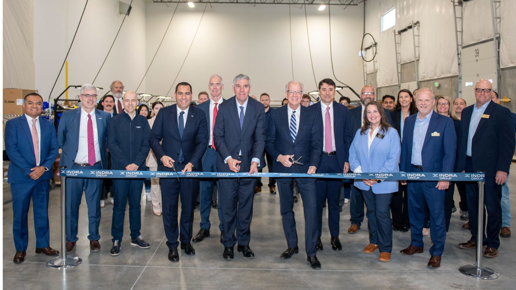 Indra inaugura una instalación clave en Kansas para la fabricación de sistemas de radar para la FAA