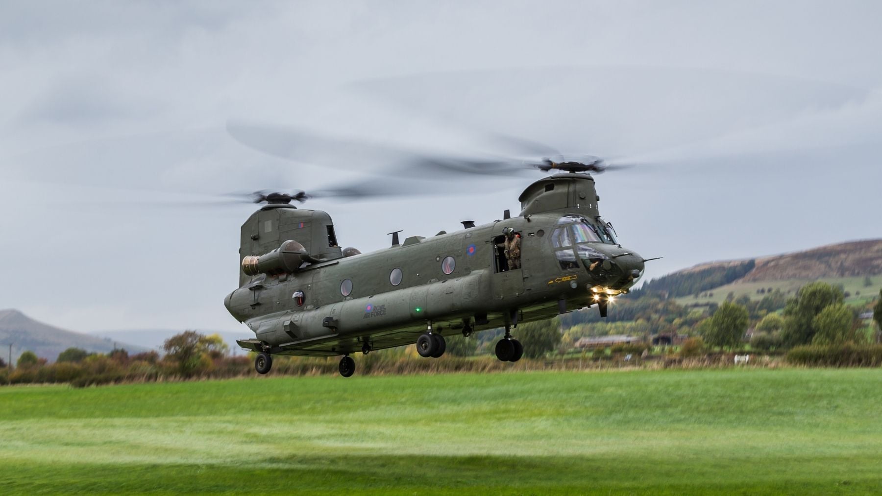 El helicóptero más grande del Ejército español, el Chinook