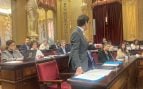 Infierno parlamentario para el PSOE balear por el «cariño, te mantendré informada» de Koldo a Armengol