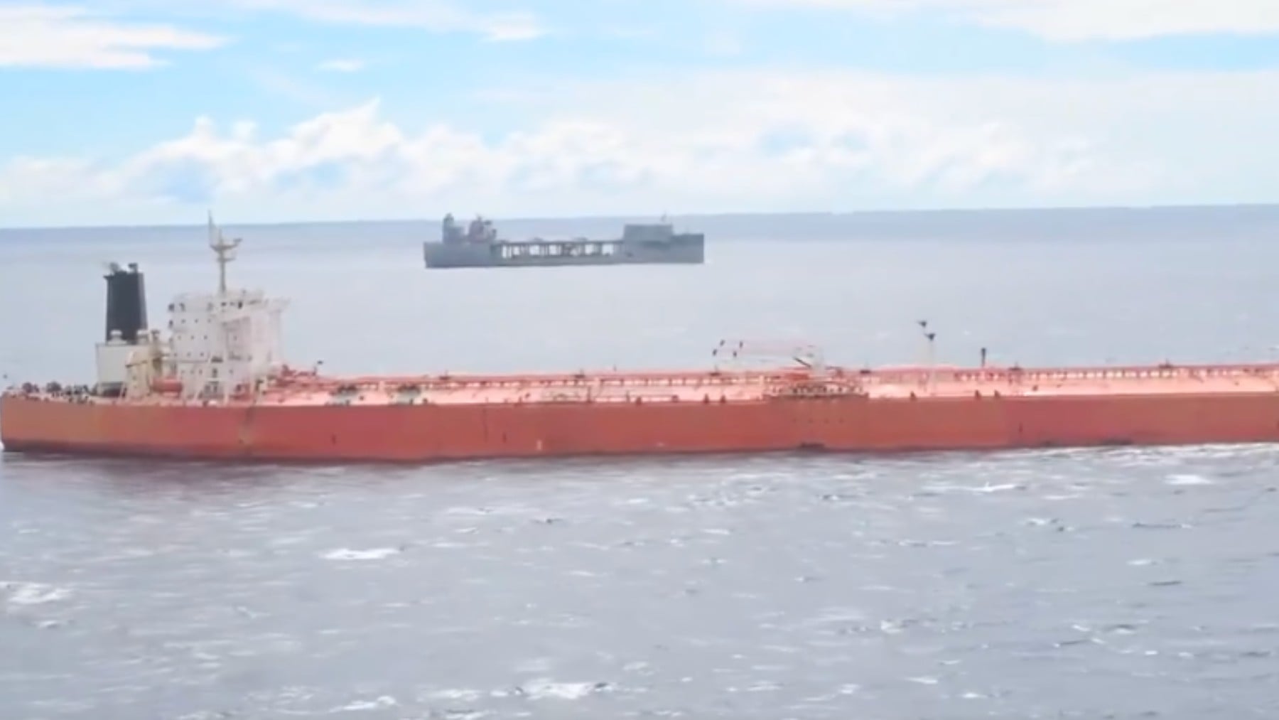 Qué sabemos del petrolero ‘Tifani’ abordado por EEUU en el Índico: su vínculo con Irán y la flota oscura