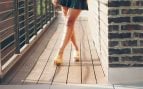 Las cuñas con tacón cómodo que te ponías sin parar en los 2000 y que se han vuelto a poner de moda