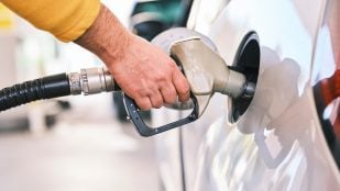 Estados Unidos crea principio de gasolina sin depender del petróleo, gasolina a partir de residuos plástico, residuo plástico, gasolina con aluminio y sales.