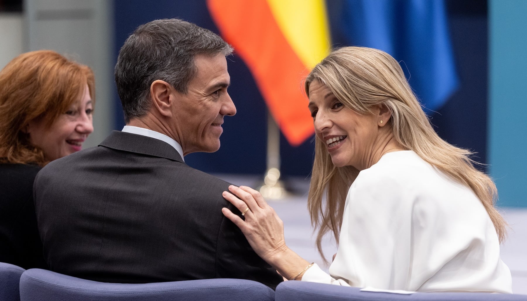 Los socios comunistas de Sánchez premian a la dictadura cubana y aplauden a su embajador por atacar a EEUU