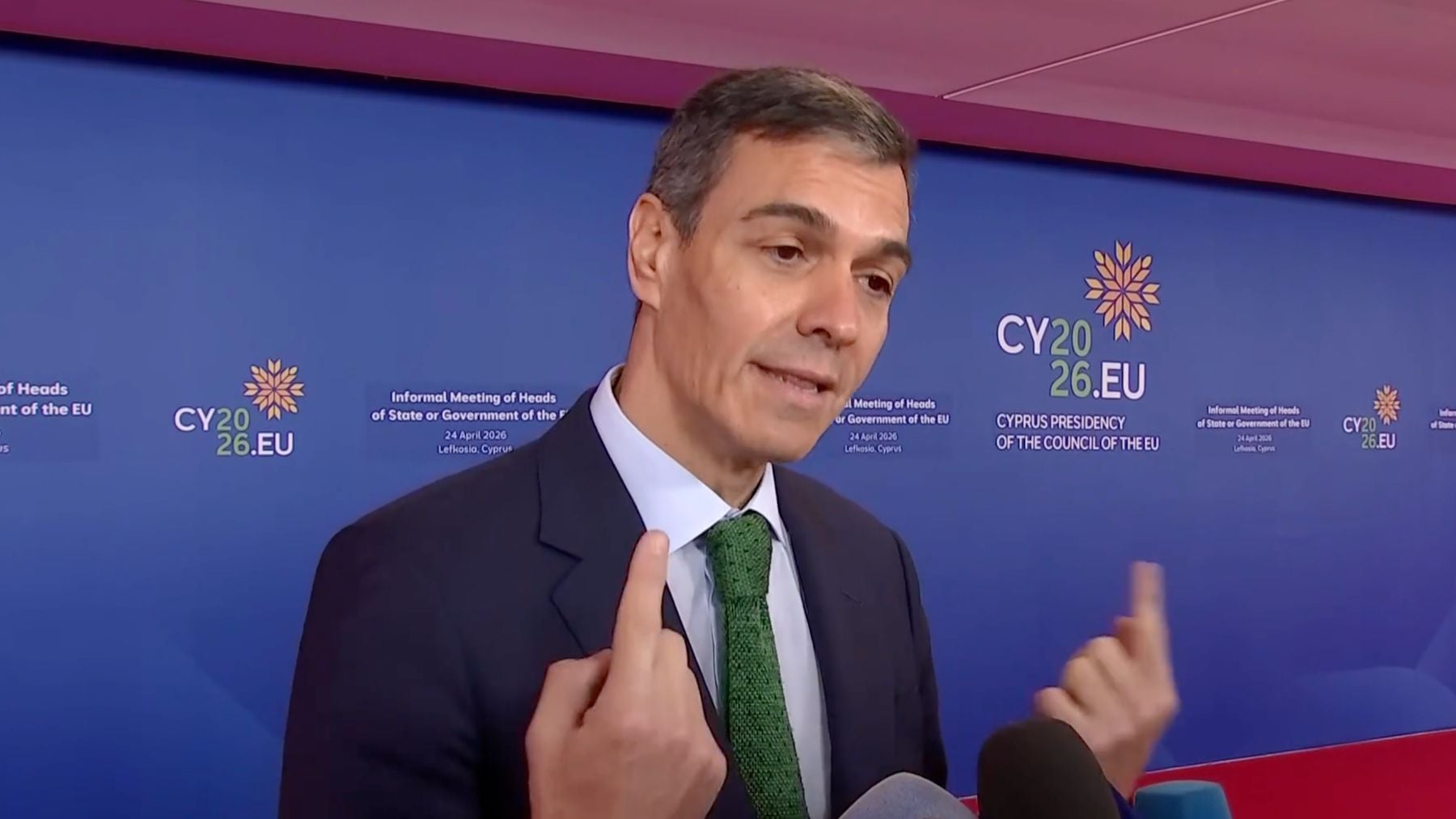 Sánchez desdeña la amenaza de EEUU de expulsar a España de la OTAN: «No trabajamos sobre emails»