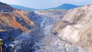 Megayacimiento de tierras raras