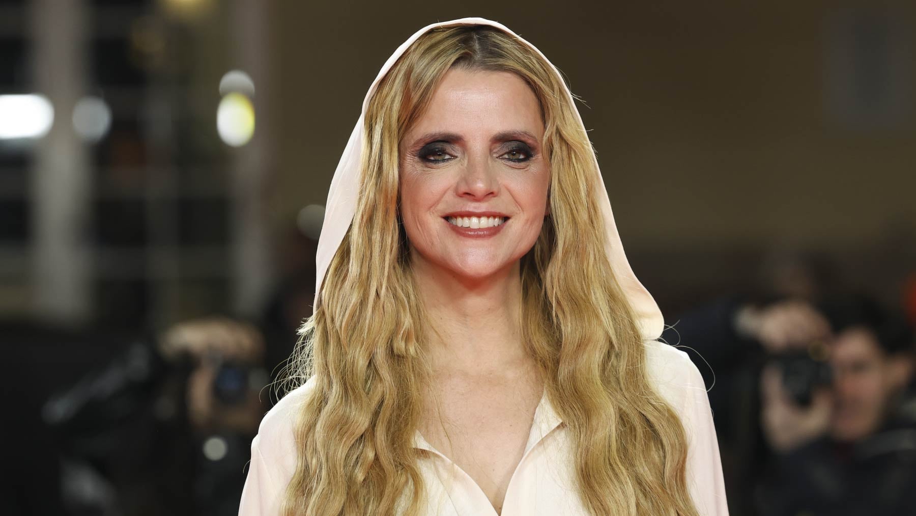 Macarena Gómez, en guerra con sus vecinos de Madrid por ser insoportables: Vino la Policía y me dio la razón