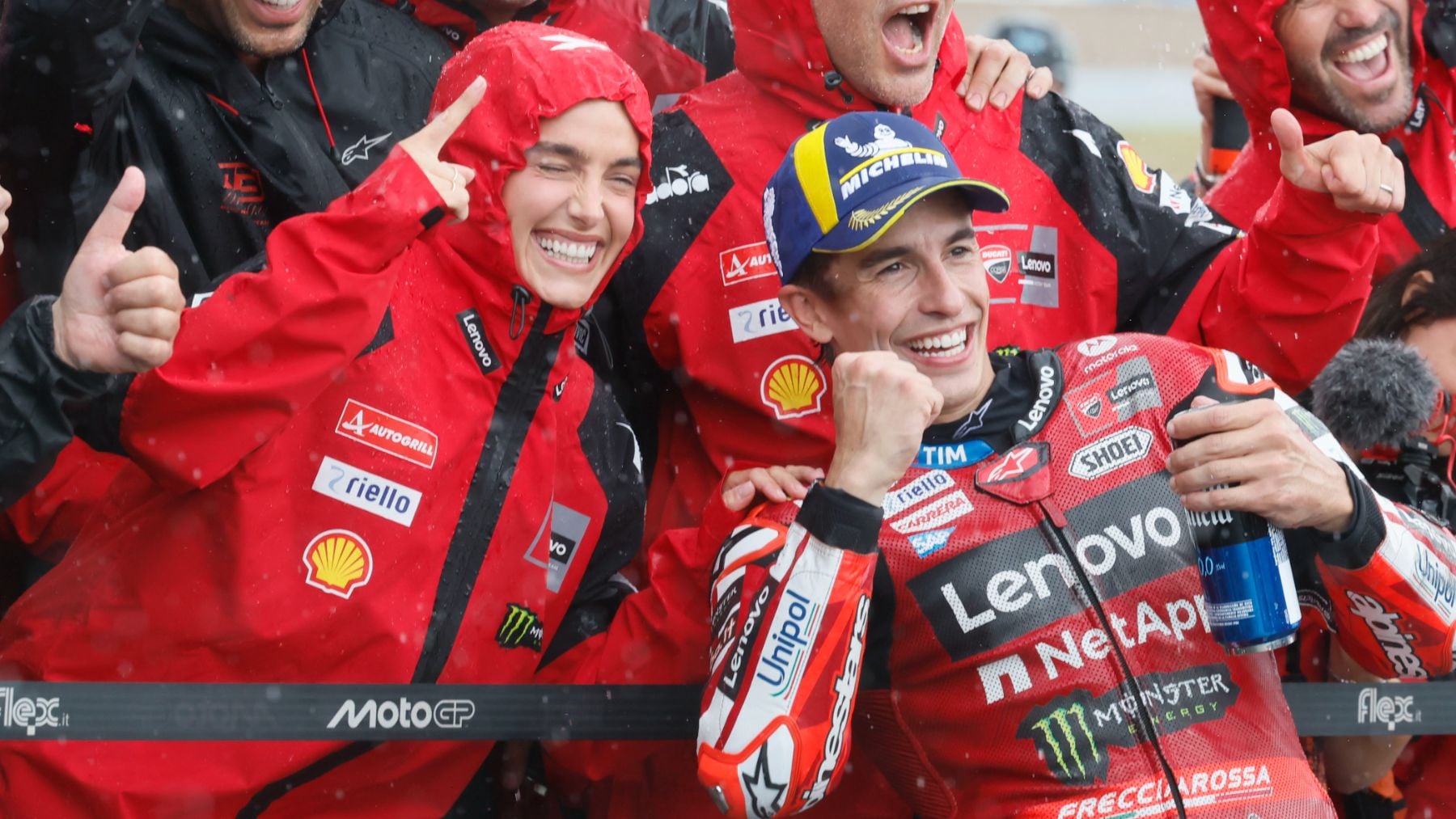 Marc Márquez: Hoy es San Marc, algún santo me ha ayudado