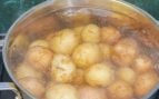 Agua de cocción de las patatas