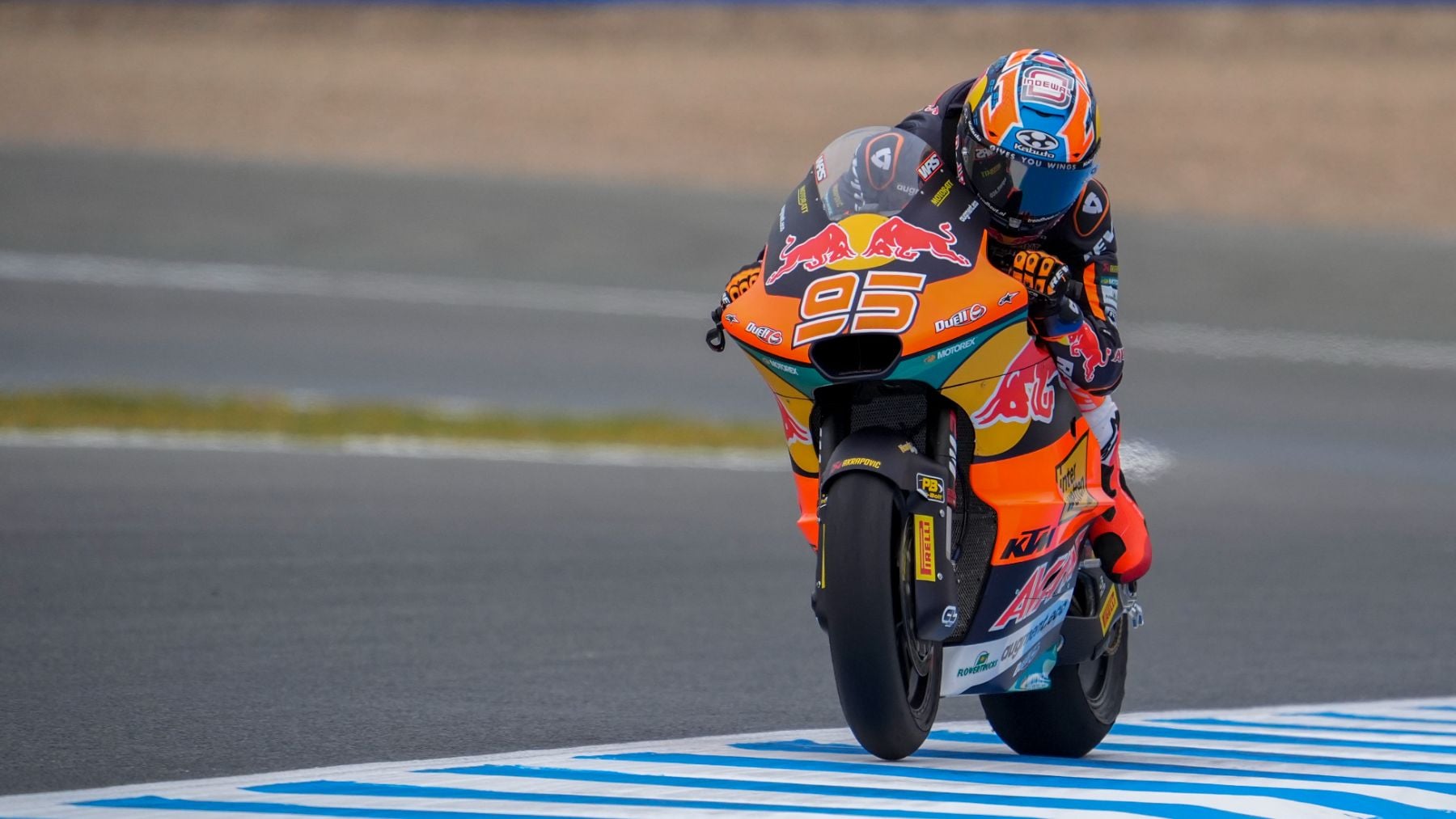 Veijer se estrena en la pole en Moto2 en Jerez, por delante de Escrig y Manu González