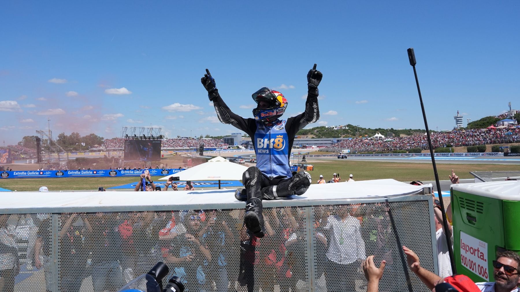 Álex Márquez bromea: Pusieron