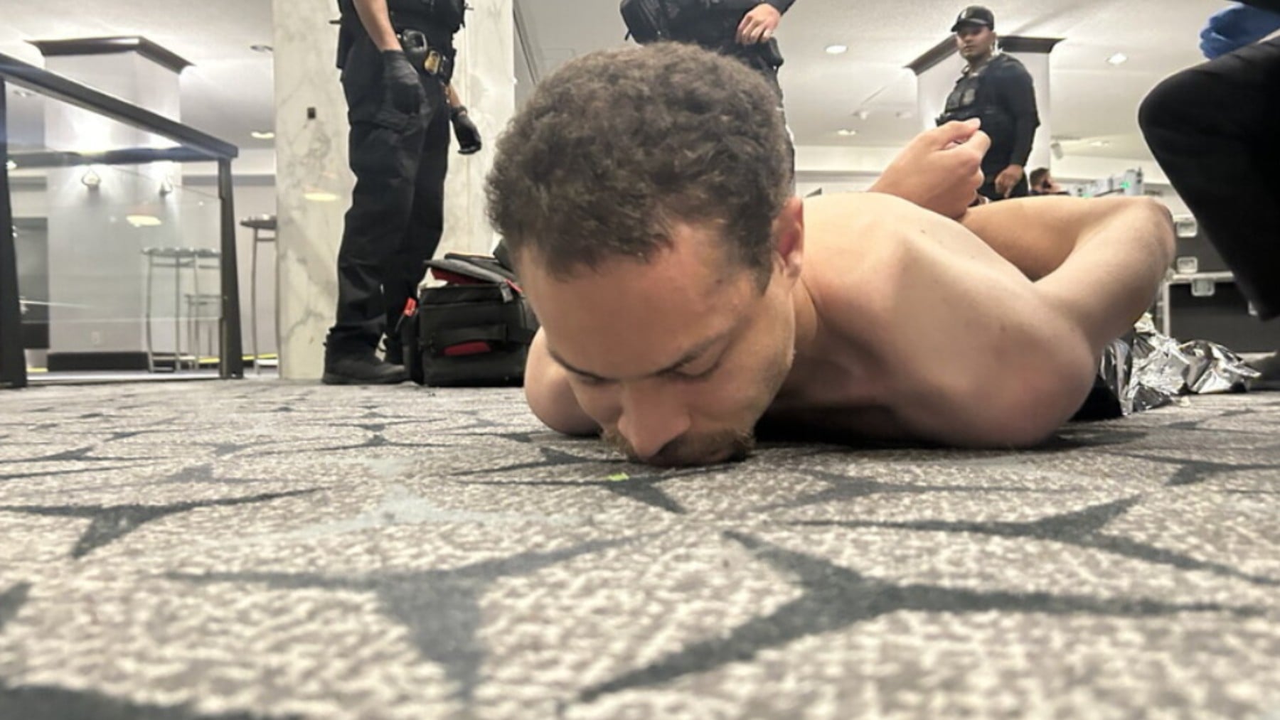 Detenido un hombre de California de unos 30 años tras los disparos que obligaron a evacuar a Trump